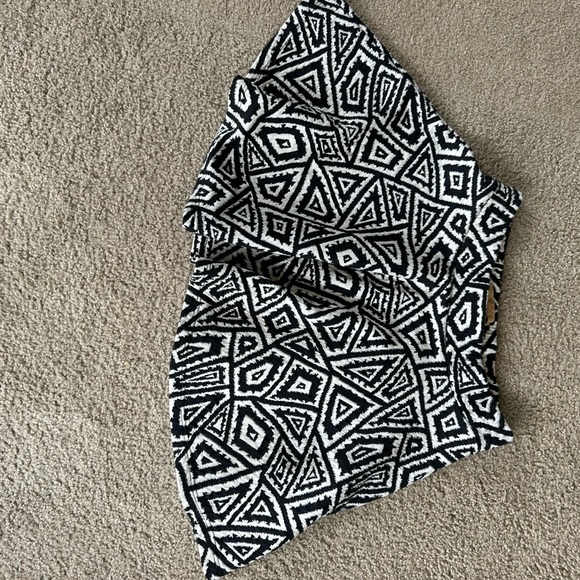 Zara black and white mini skirt Size S - Picture 6 of 7